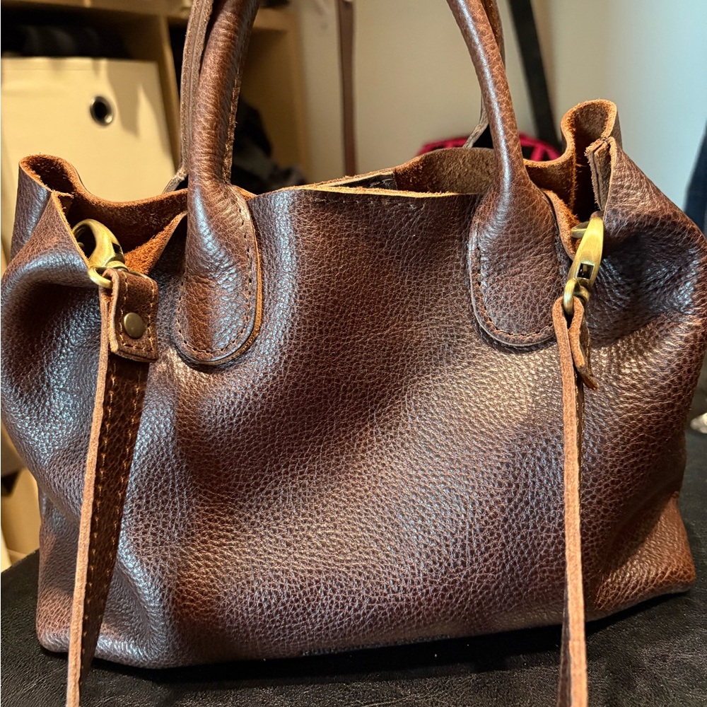 Portland Leather Raindrop Handbag